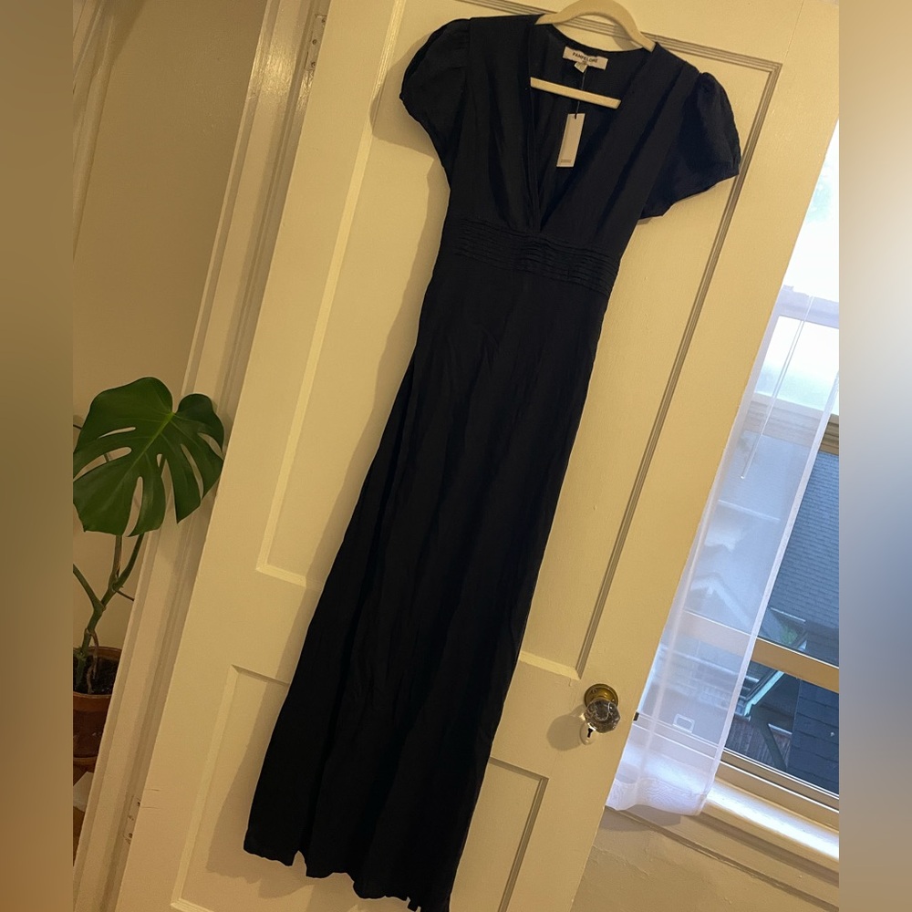 Chic Black Maxi Dress - Picture 4 of 5